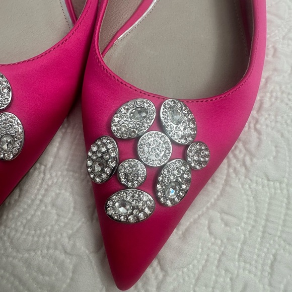 New Gianni Bini Hot Pink Pointed Slingback Flats with Crystal Embellishments - Picture 5 of 5